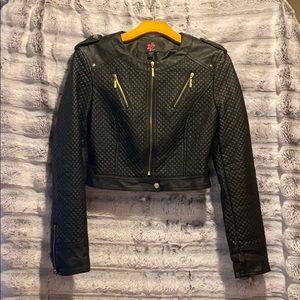 Cropped faux leather jacket